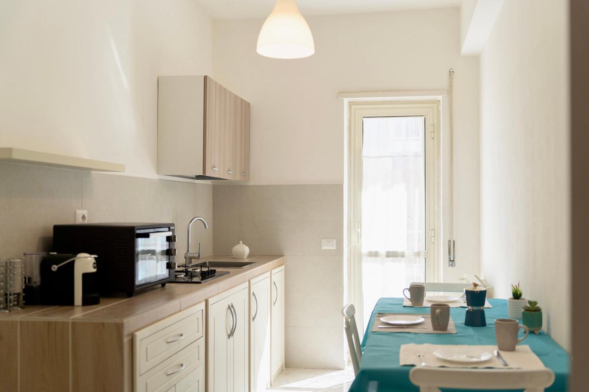 Casa Del Sole, In Via Sicilia Vicino Al Mare Apartment Terracina Luaran gambar